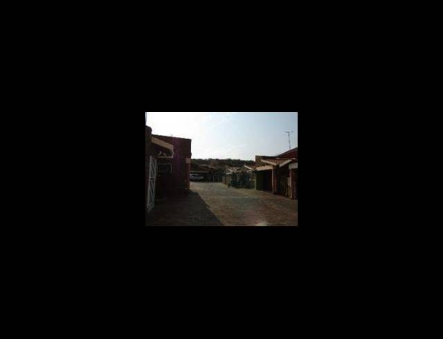 2 BEDROOM TOWNHOUSE SOLD IN MEYERSDAL